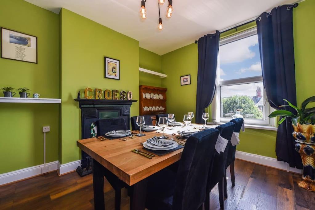 Traditional 3-Bed Property In Pontcanna With Parking Cardiff Exterior foto
